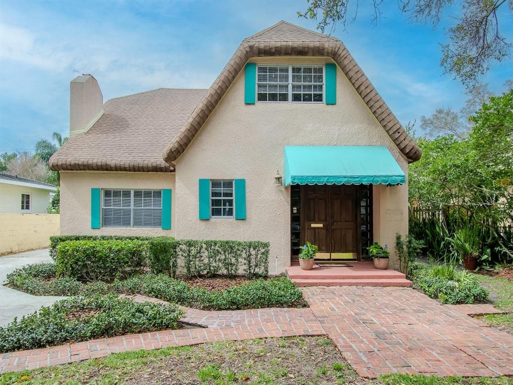 803 S WOODLYN DRIVE TAMPA, FL 33609