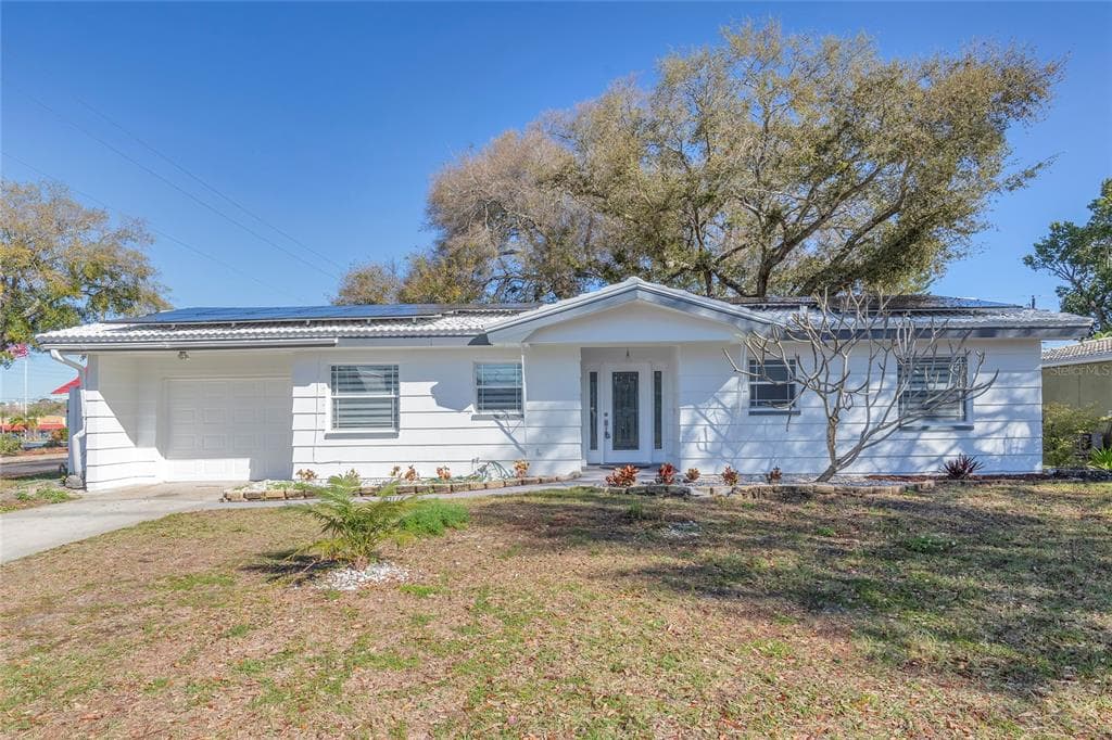 1210 LOTUS PATH CLEARWATER, FL 33756