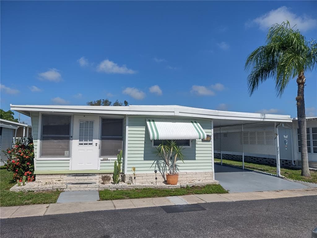 82118 B STREET N UNIT 118 PINELLAS PARK, FL 33781