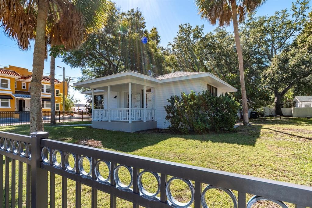 1104 N OSCEOLA AVENUE CLEARWATER, FL 33755