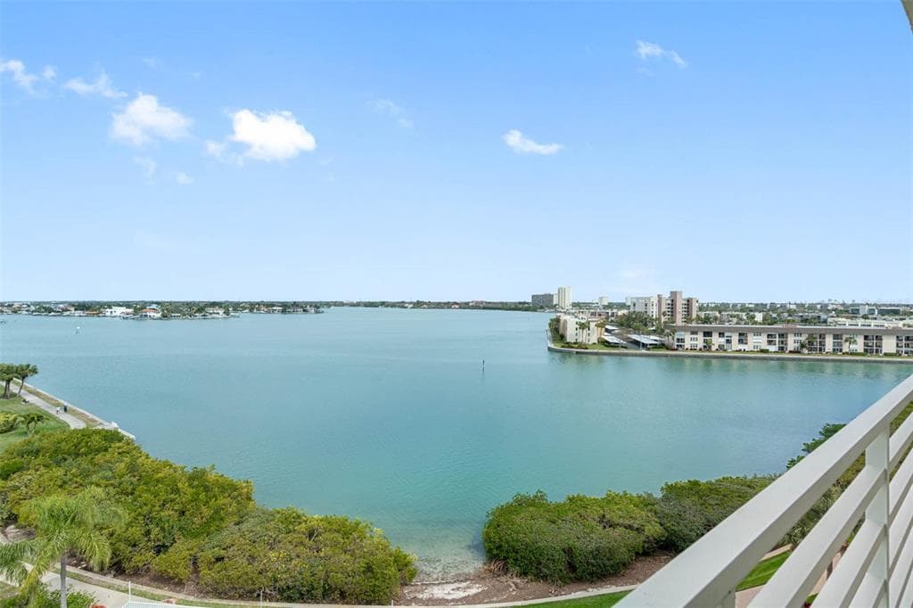 7979 SAILBOAT KEY BOULEVARD S UNIT 603 SOUTH PASADENA, FL 33707