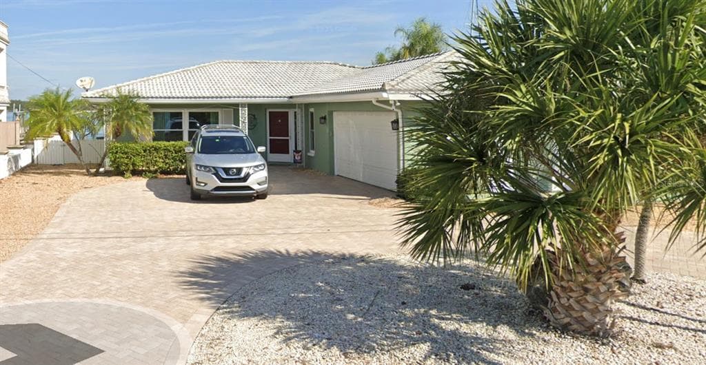 11285 9TH STREET E TREASURE ISLAND, FL 33706