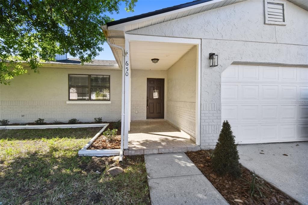 650 BROCKTON DRIVE KISSIMMEE, FL 34758