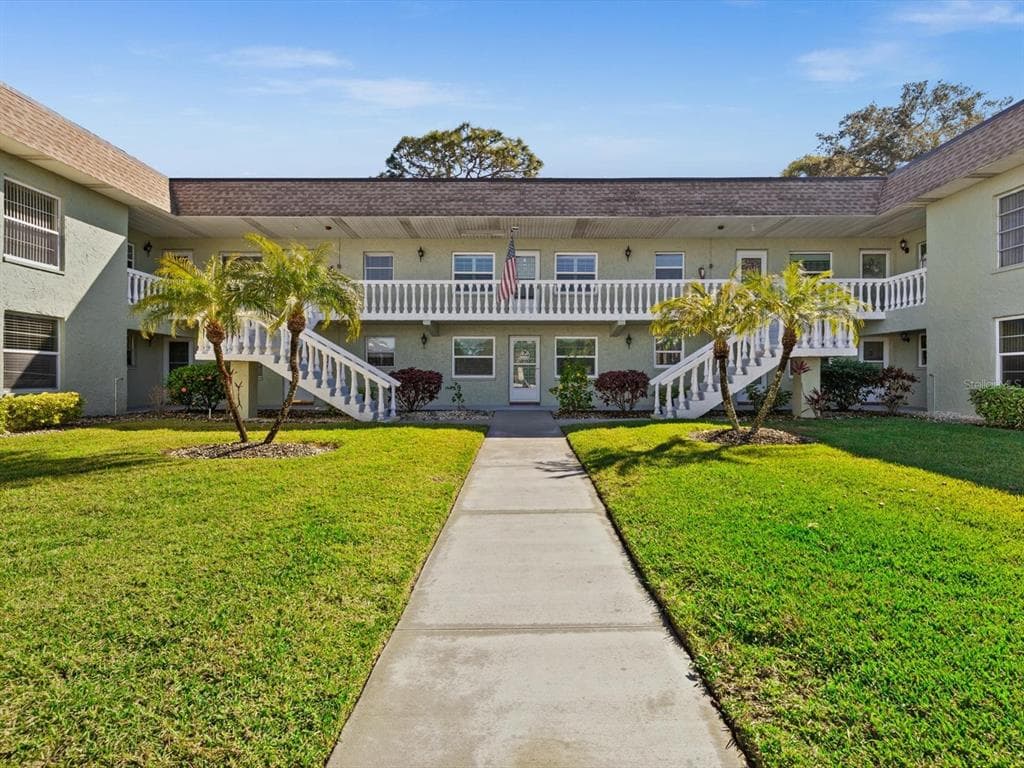 1250 S PINELLAS AVENUE UNIT 702 TARPON SPRINGS, FL 34689