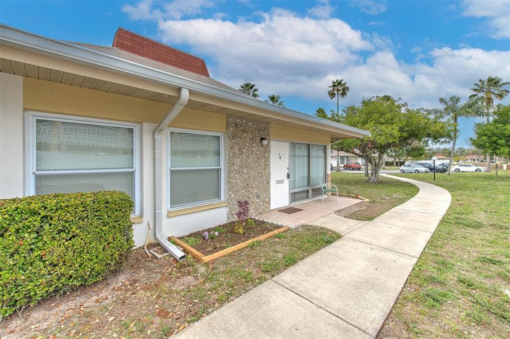 4313 TAHITIAN GARDENS CIRCLE UNIT A HOLIDAY, FL 34691