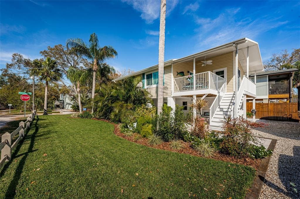 399 PENNSYLVANIA AVENUE PALM HARBOR, FL 34683
