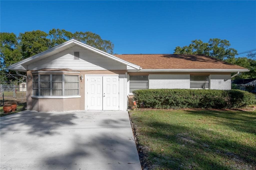 1717 W BROAD STREET TAMPA, FL 33604