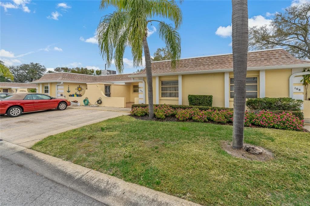 610 INDIAN ROCKS ROAD N UNIT 109