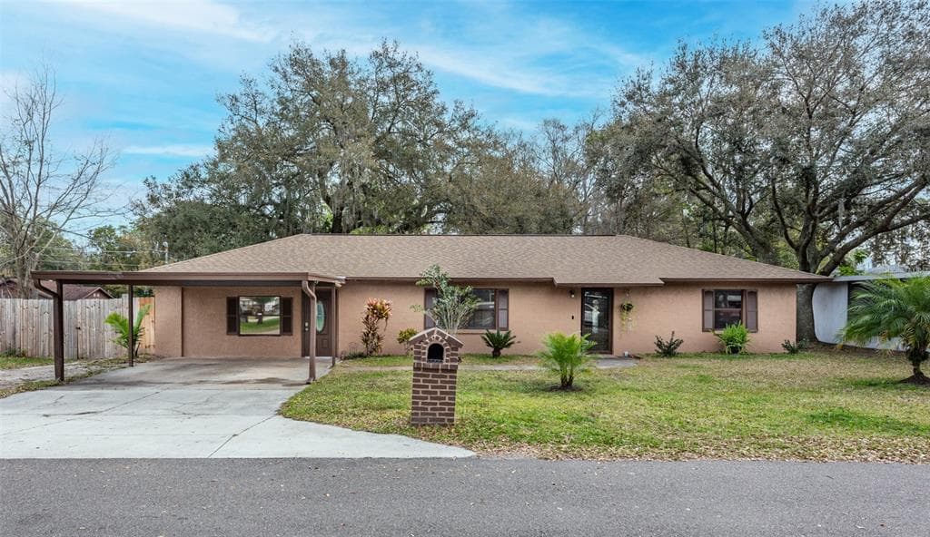 804 N VERMONT STREET PLANT CITY, FL 33563