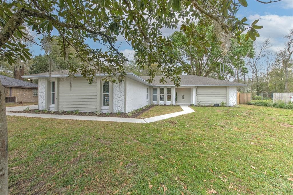 7705 MATHER ROAD N LAKELAND, FL 33810