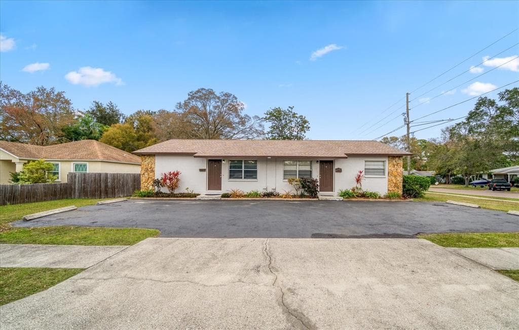 6321 76TH AVENUE N PINELLAS PARK, FL 33781