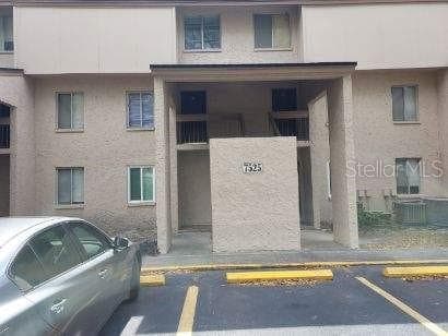 7525 PITCH PINE CIRCLE UNIT D TAMPA, FL 33617