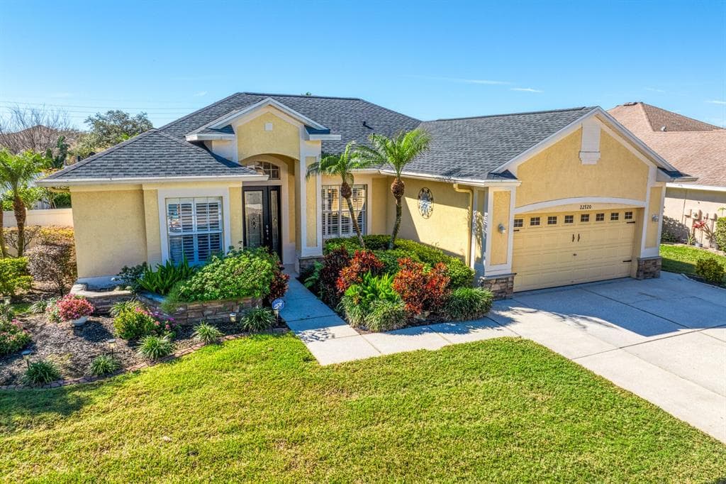22720 EAGLES WATCH DRIVE LAND O LAKES, FL 34639