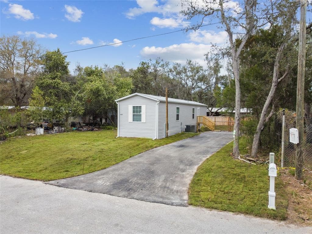 12203 LANTANA AVENUE NEW PORT RICHEY, FL 34654
