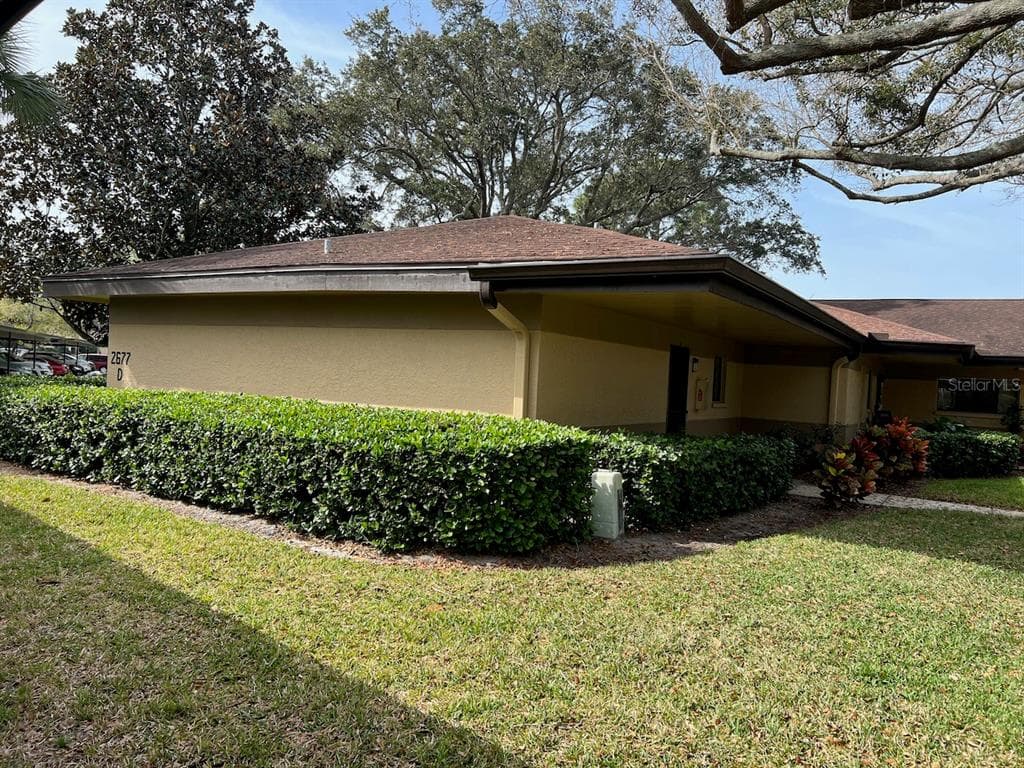 2677 SABAL SPRINGS CIRCLE UNIT 101 CLEARWATER, FL 33761