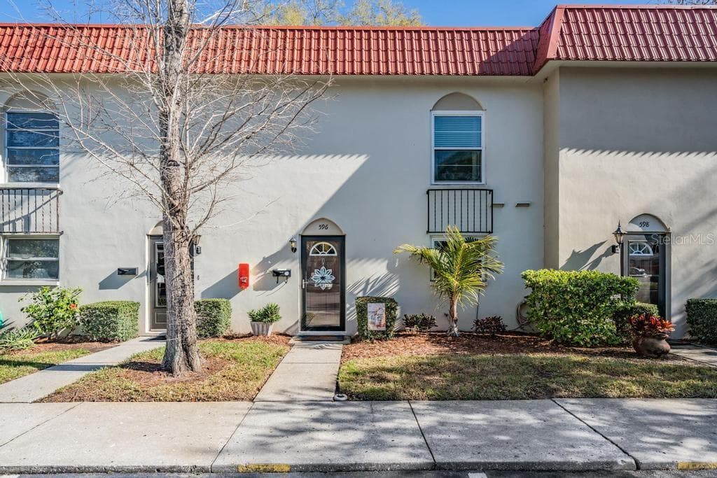 2700 BAYSHORE BOULEVARD UNIT 596 DUNEDIN, FL 34698