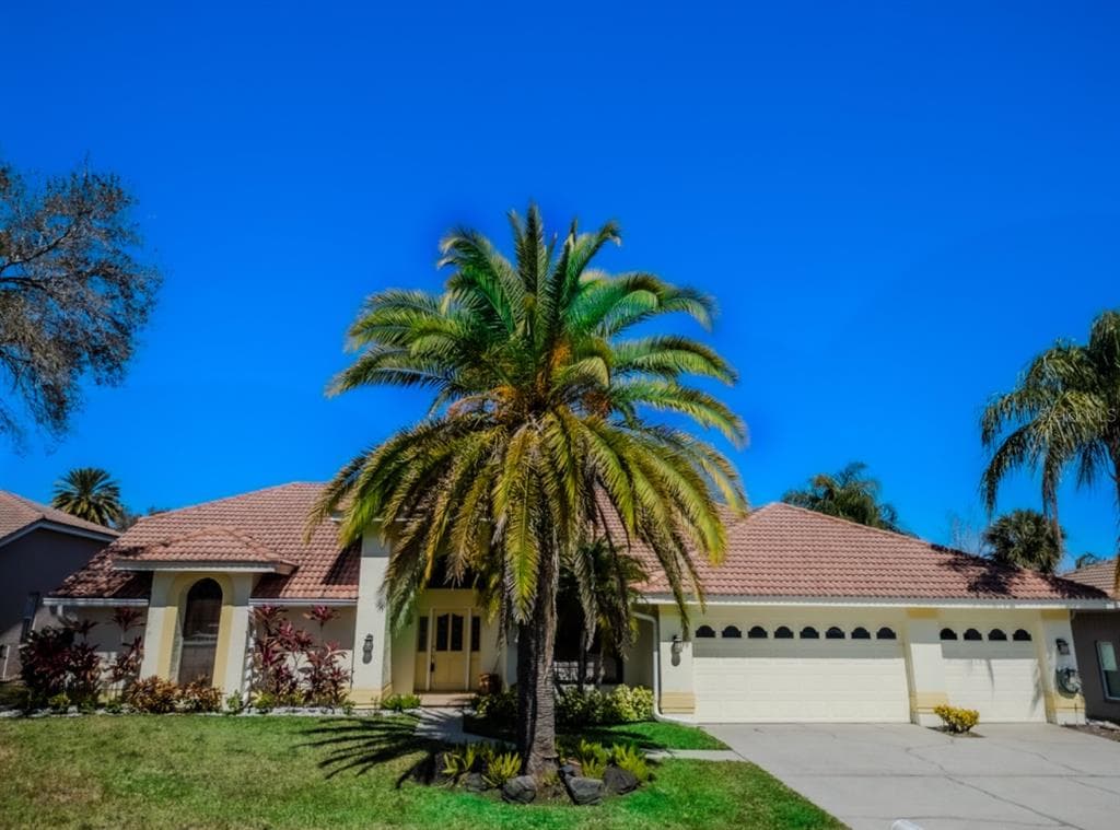 2918 HILLCREEK CIRCLE S CLEARWATER, FL 33759