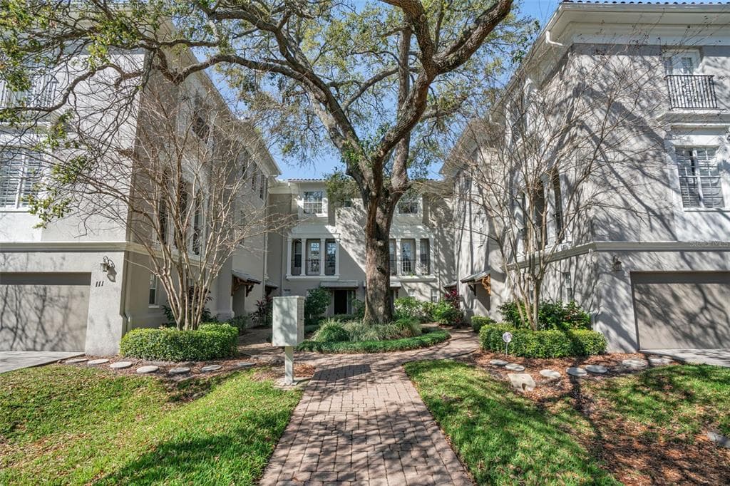 111 S DELAWARE AVENUE UNIT 6 TAMPA, FL 33606