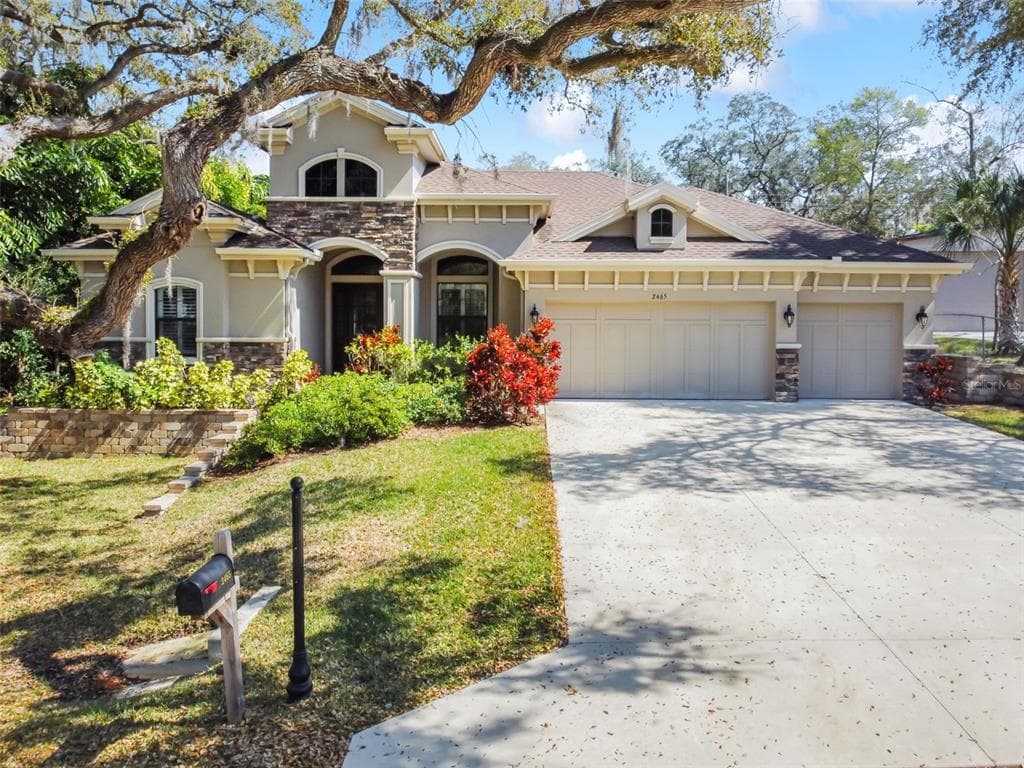 2465 NAVAREZ AVENUE SAFETY HARBOR, FL 34695