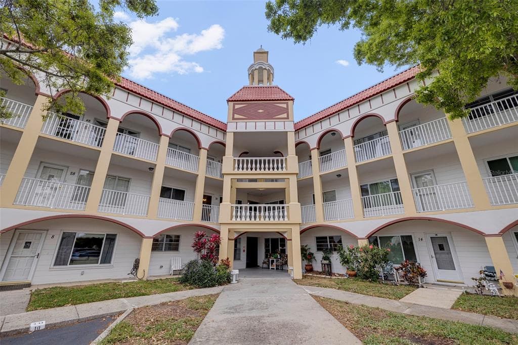 2430 FLORENTINE WAY UNIT 8 CLEARWATER, FL 33763