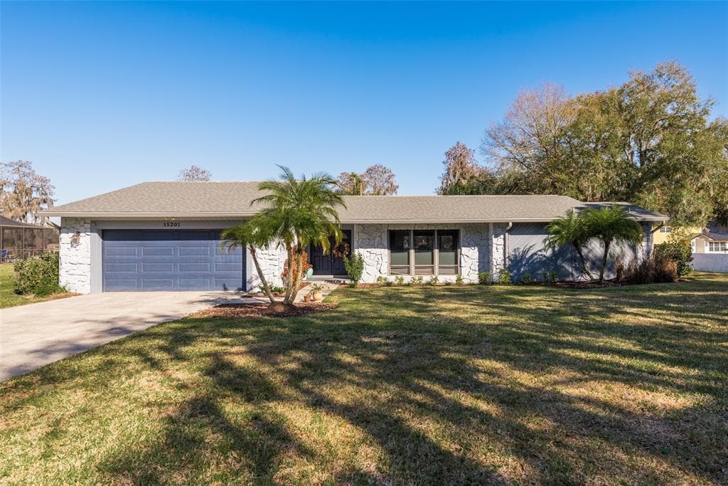 15201 LAKE MAURINE DRIVE ODESSA, FL 33556