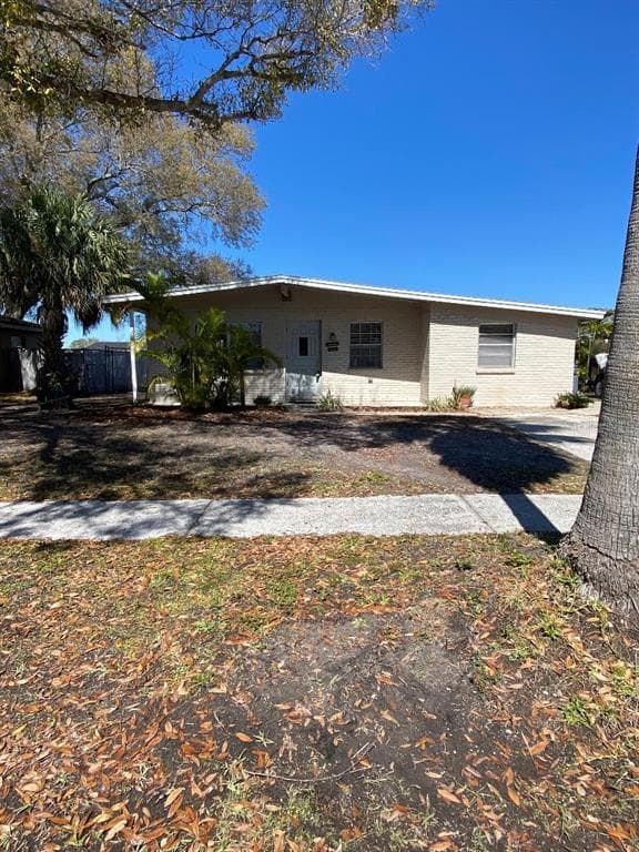 6505 LOS ALTOS WAY TAMPA, FL 33634