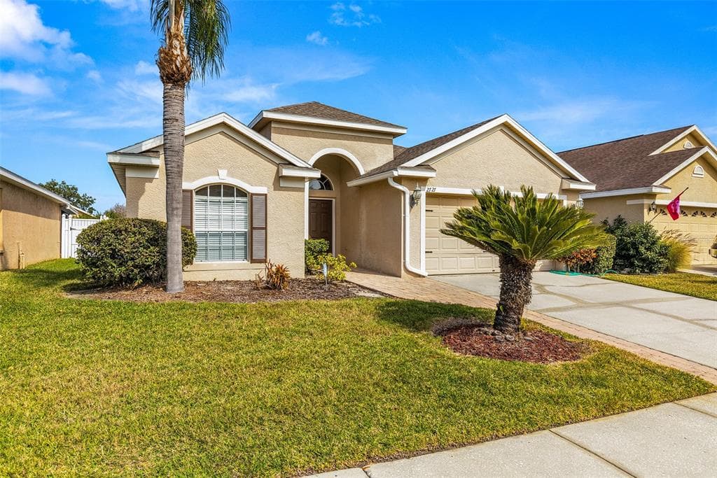 2727 BILLINGHAM DRIVE LAND O LAKES, FL 34639