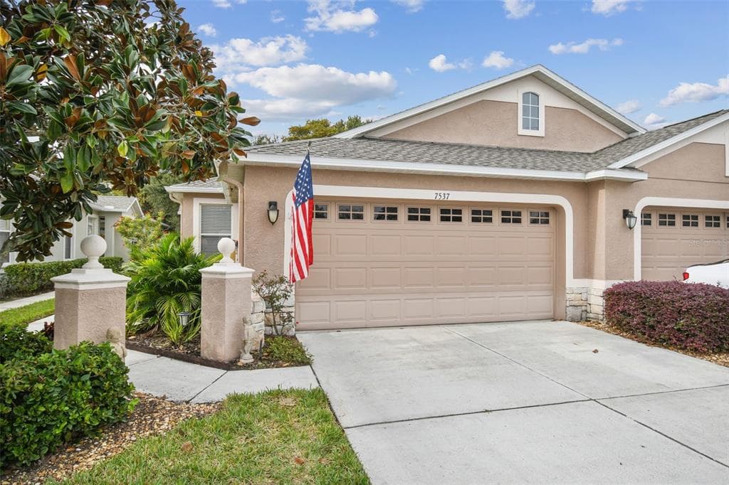 7537 DEER PATH LANE LAND O LAKES, FL 34637