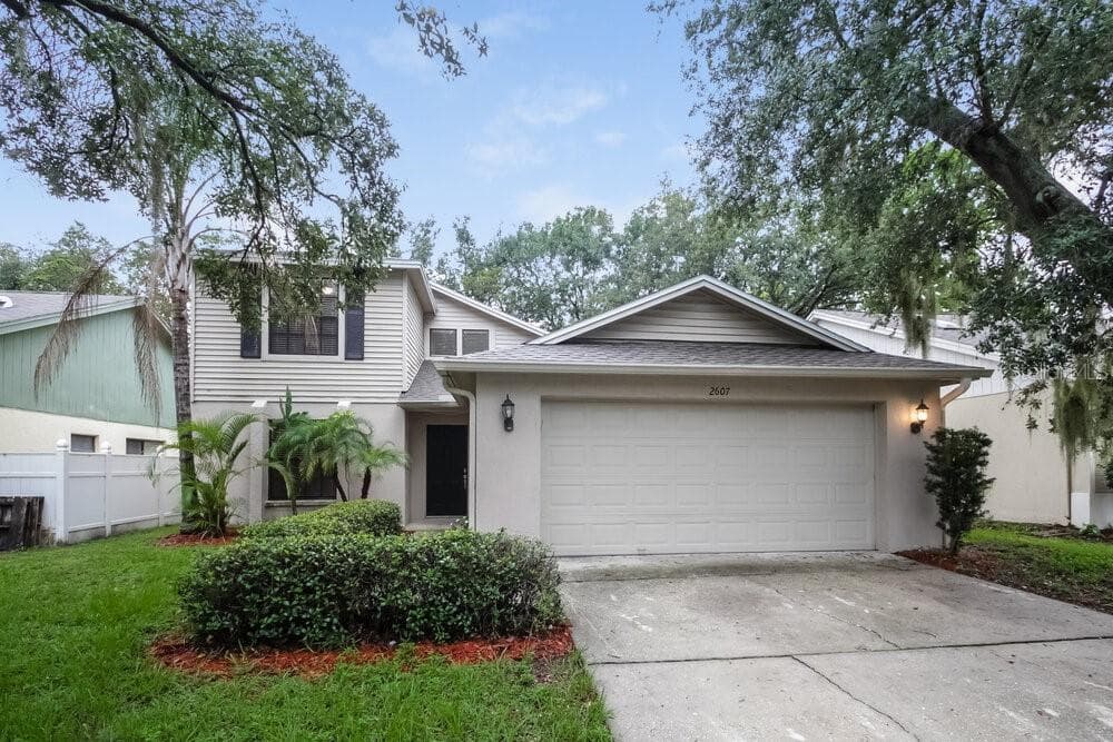 2607 SHILO COURT VALRICO, FL 33596