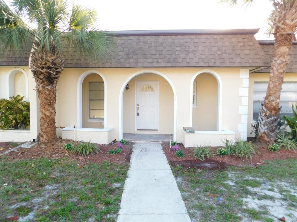 9963 87TH STREET SEMINOLE, FL 33777