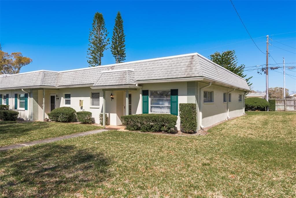 1442 NORMANDY PARK DRIVE UNIT 1 CLEARWATER, FL 33756