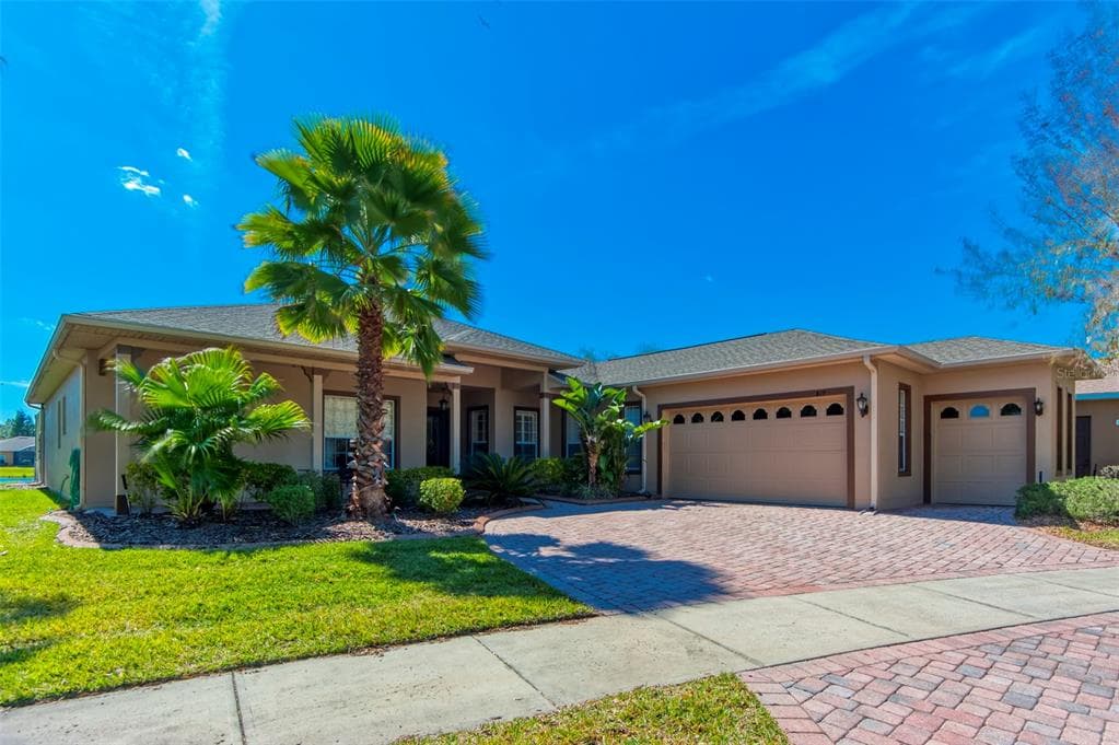 819 GLENDORA ROAD N POINCIANA, FL 34759