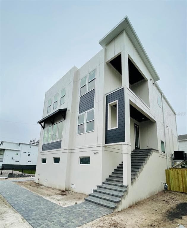 5609 BAYSHORE BOULEVARD TAMPA, FL 33611