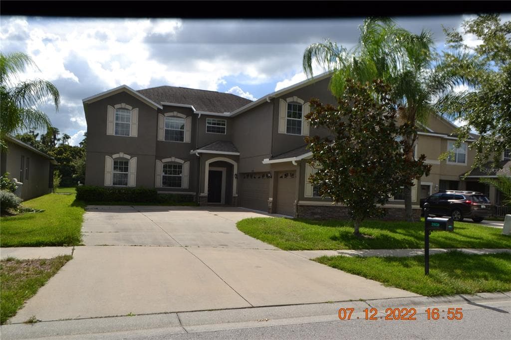 20150 OAKFLOWER AVENUE TAMPA, FL 33647