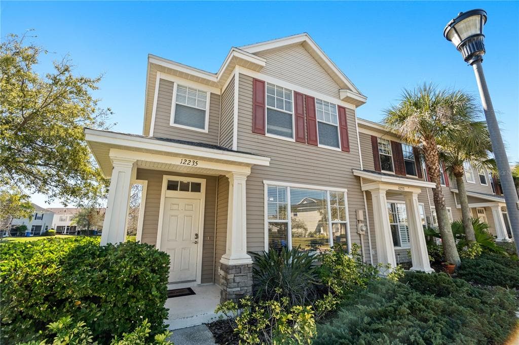 12235 COUNTRY WHITE CIRCLE TAMPA, FL 33635
