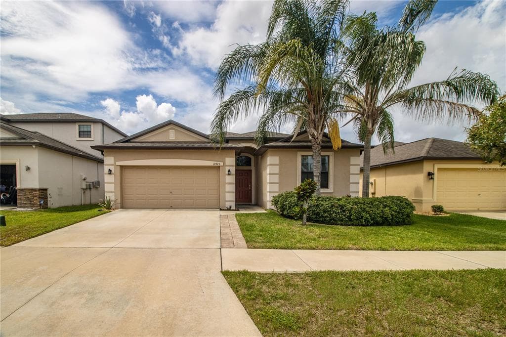 10923 WHITECAP DRIVE RIVERVIEW, FL 33579