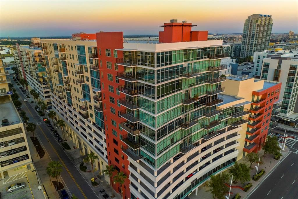 1120 E KENNEDY BOULEVARD UNIT 1218 TAMPA, FL 33602