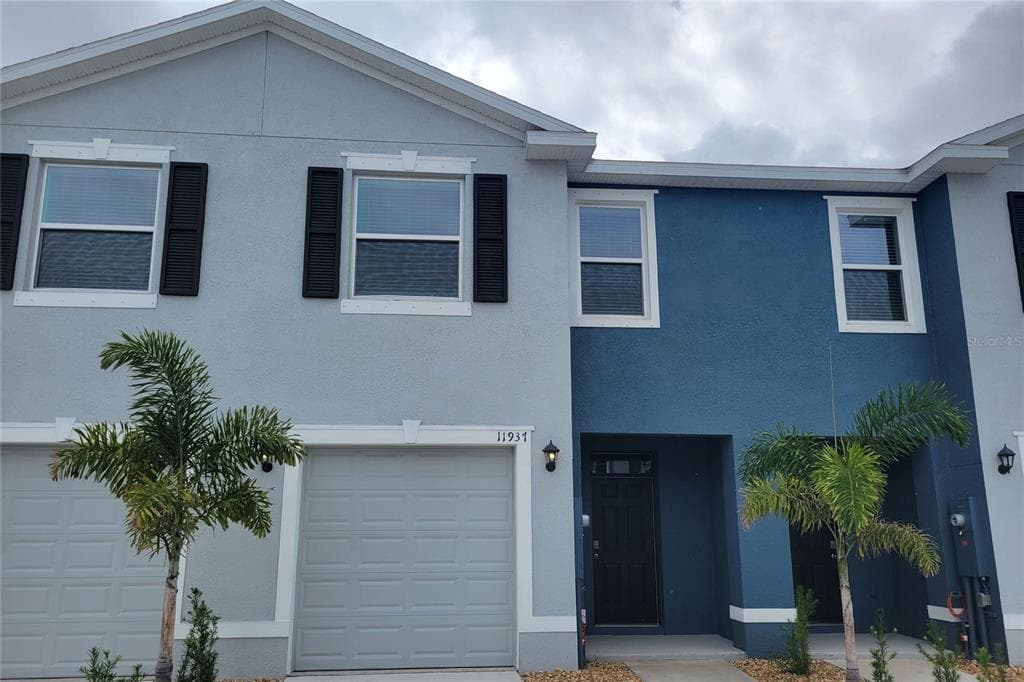 11937 HAMILTON AVENUE LARGO, FL 33774