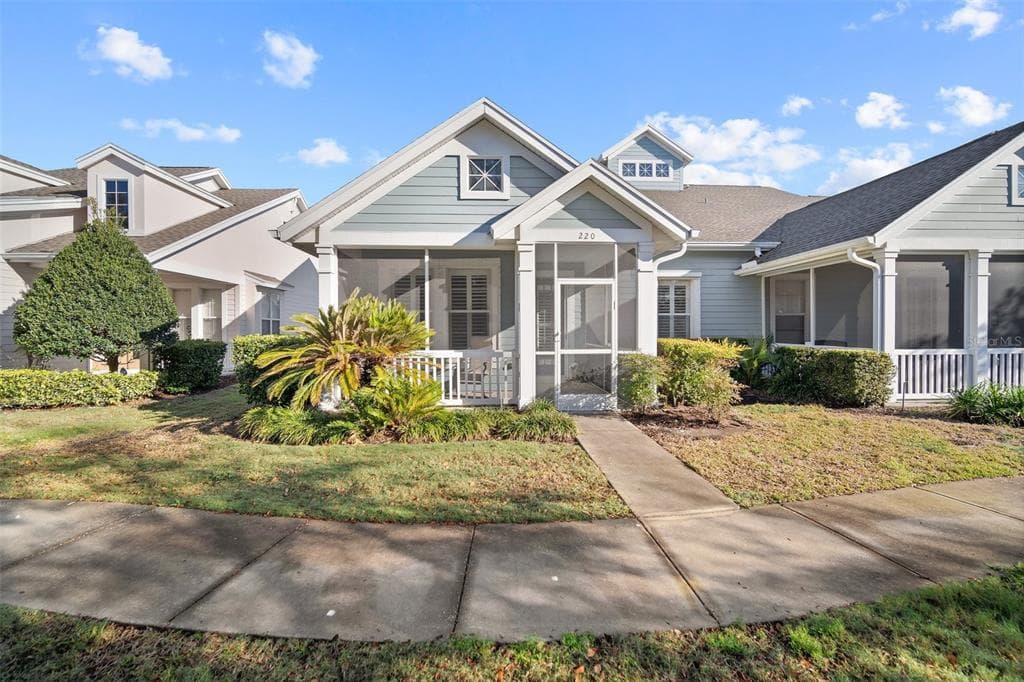 220 SUMMERSIDE COURT APOLLO BEACH, FL 33572