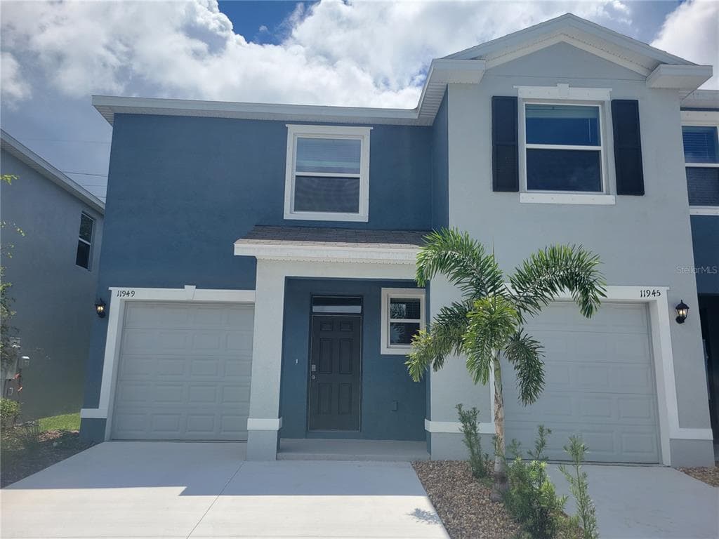 11949 HAMILTON AVENUE LARGO, FL 33774
