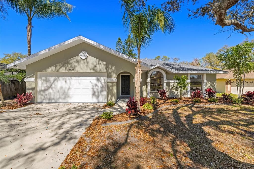 4561 32ND COURT E BRADENTON, FL 34203