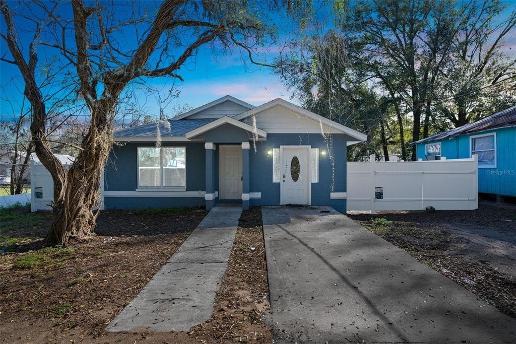 37745 WALKER ALLEY DADE CITY, FL 33523