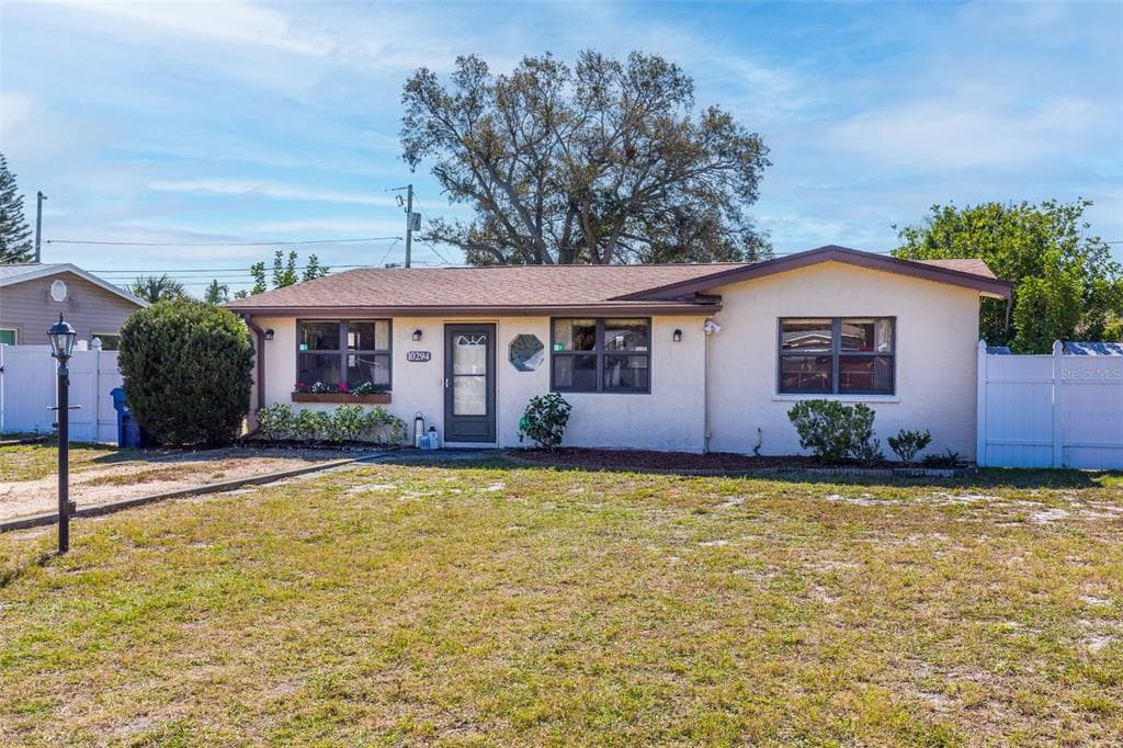 10294 54TH AVENUE N ST PETERSBURG, FL 33708