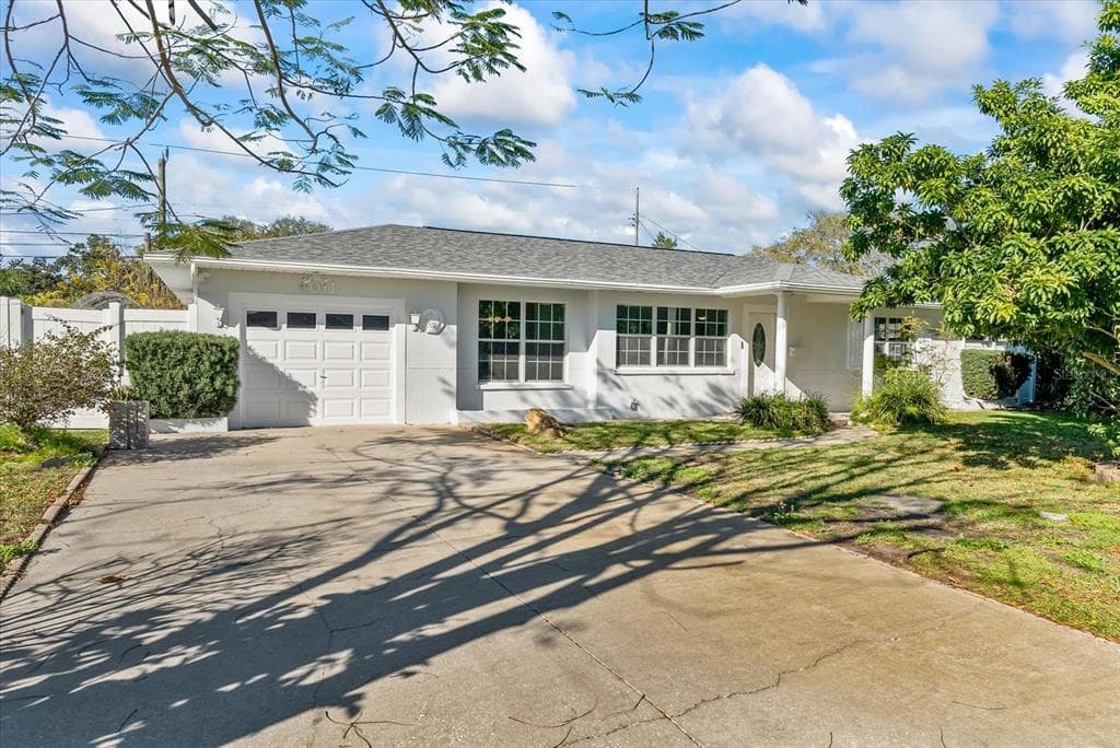 4011 27TH AVENUE N ST PETERSBURG, FL 33713