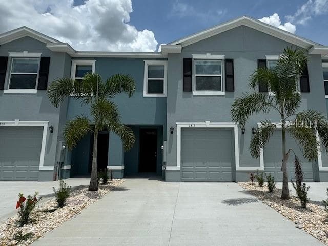2813 NEWBERN BANKS DRIVE BRADENTON, FL 34208
