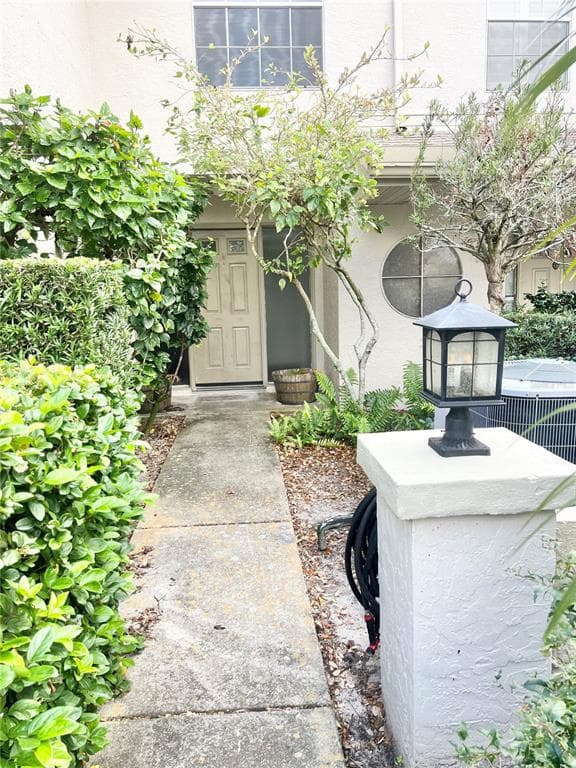 2557 STONY BROOK LANE CLEARWATER, FL 33761