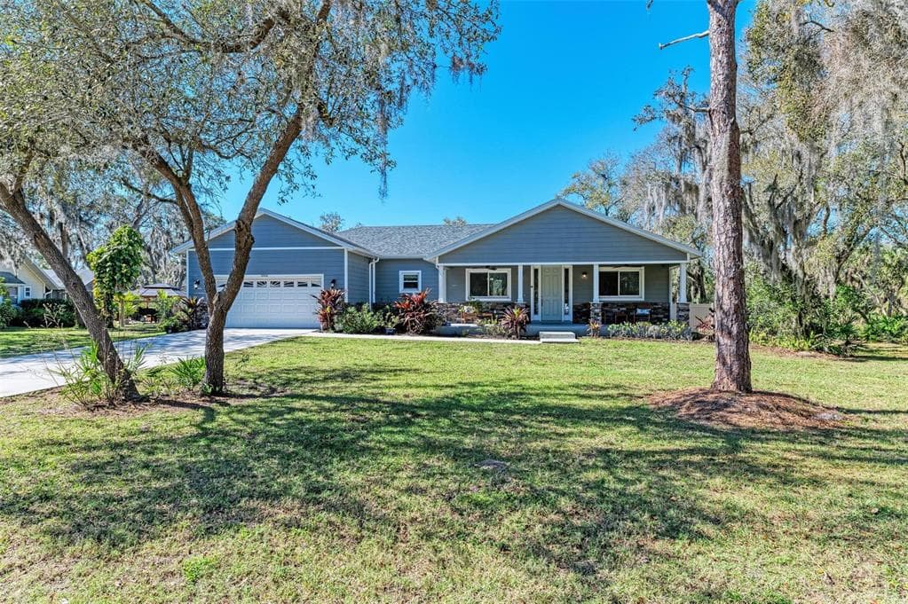 13506 4TH PLAZA E BRADENTON, FL 34212