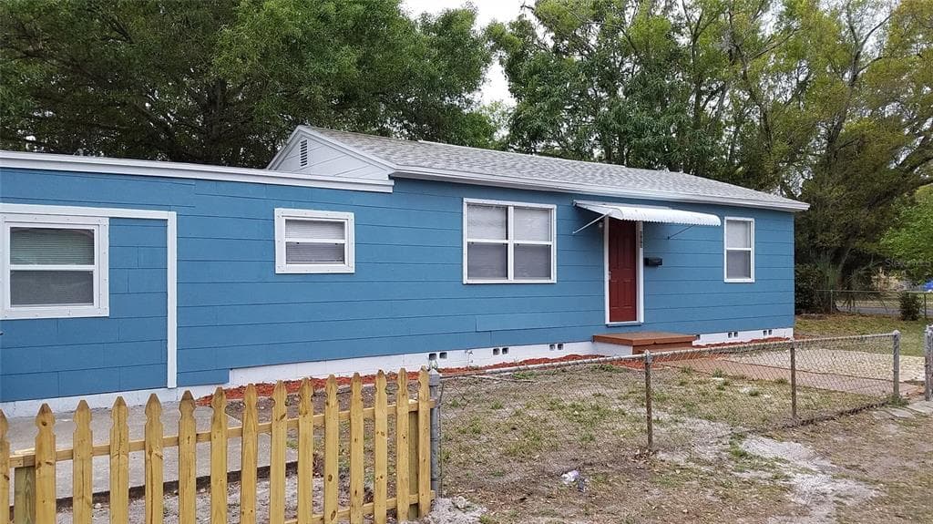 900 40TH STREET S ST PETERSBURG, FL 33711