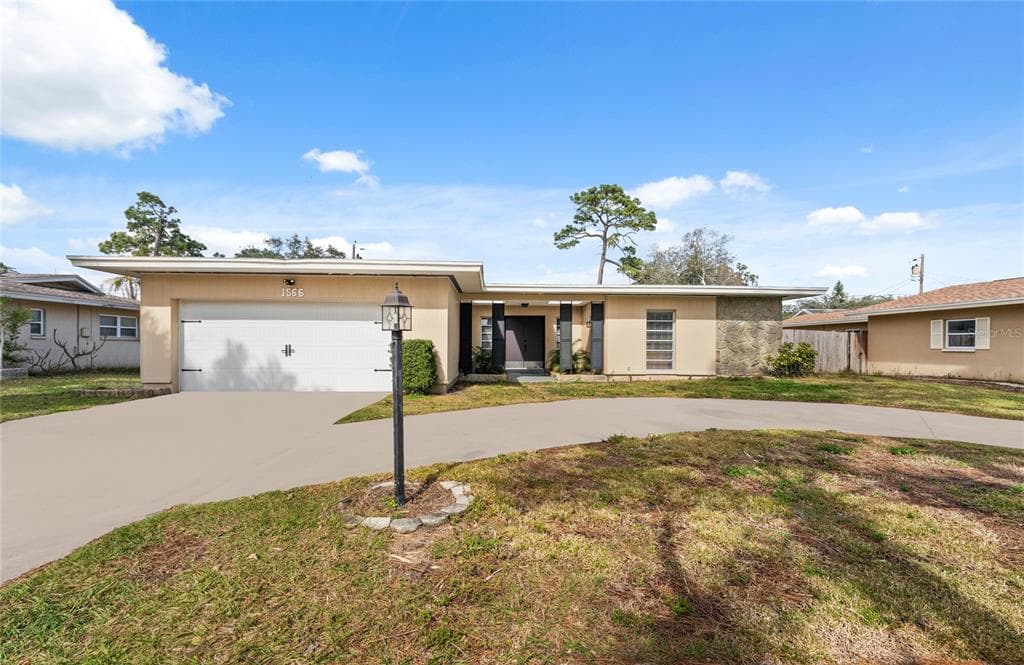 1566 ROSERY ROAD NE LARGO, FL 33770