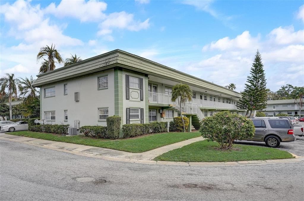 1433 S BELCHER ROAD UNIT C12 CLEARWATER, FL 33764